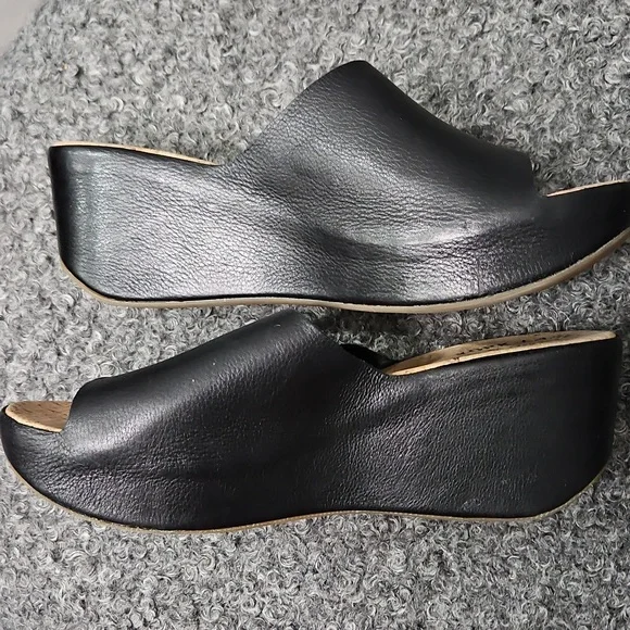 Kork-Ease Mule Sandals - Picture 5 of 6